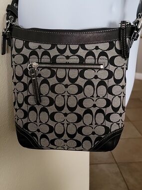 COACH F12327 Crossbody Signature C Leather Trim Bag Black